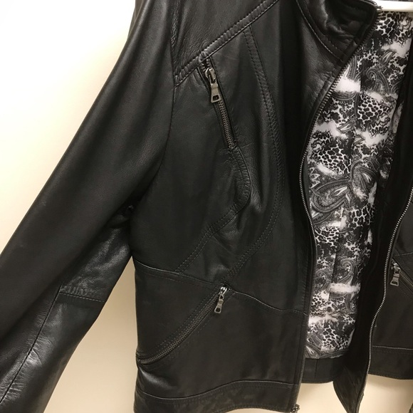 Guess Soft Genuine Leather Jacket - Picture 4 of 13